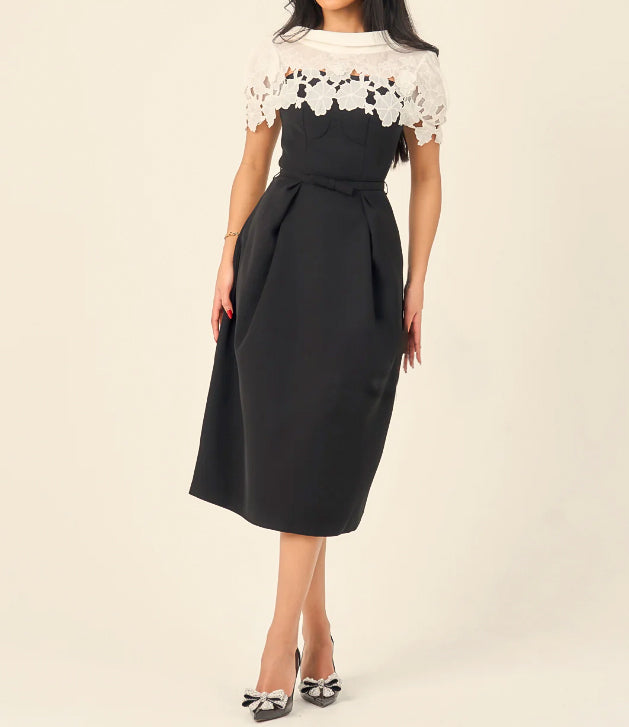 Elegant Black Midi Dress With White Lace Collar