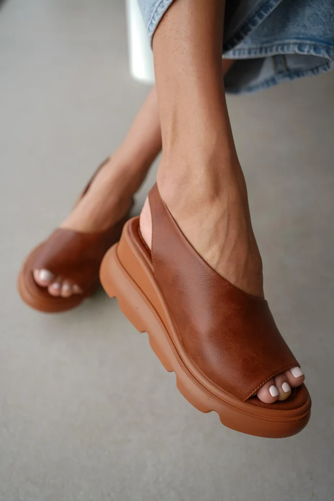 Women's Sandals With Open Front And Side Heels