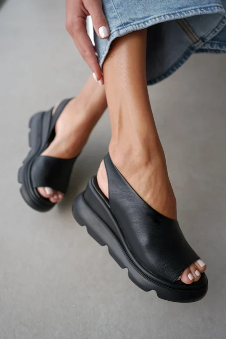Women's Sandals With Open Front And Side Heels
