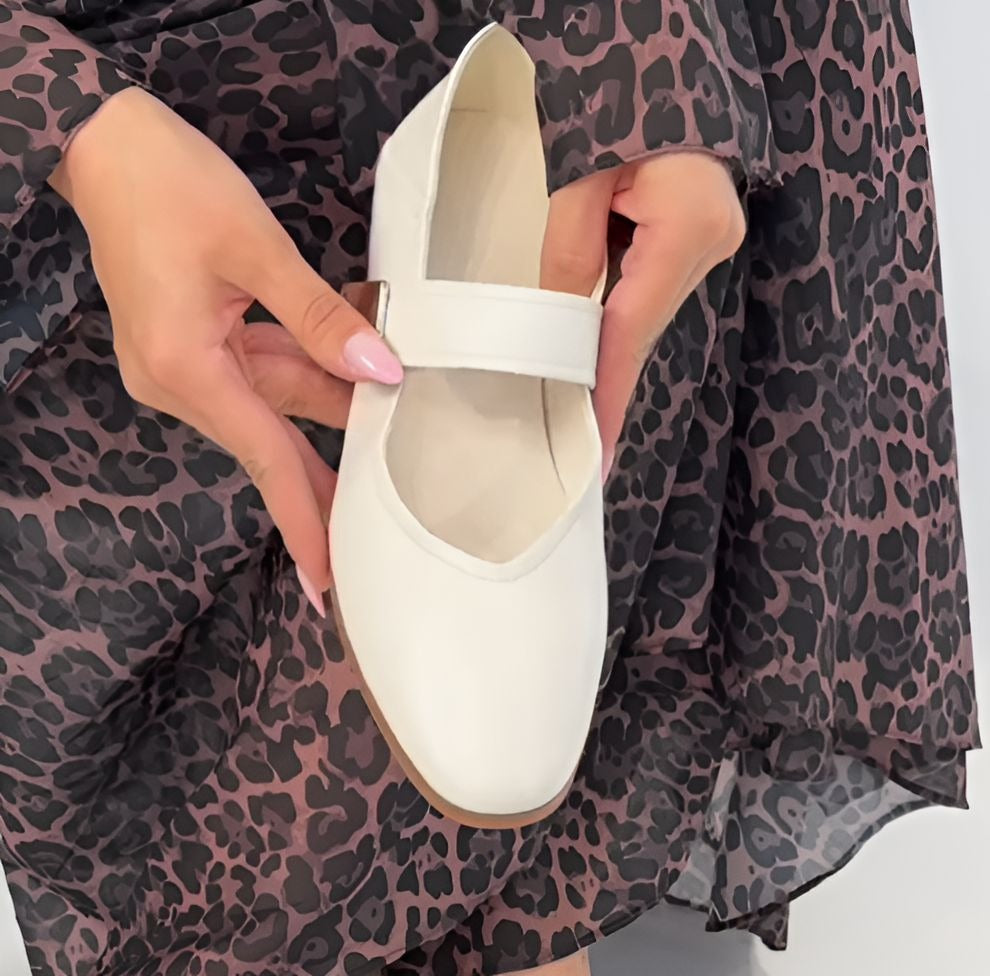 Soft Leather Flat Women Shoes