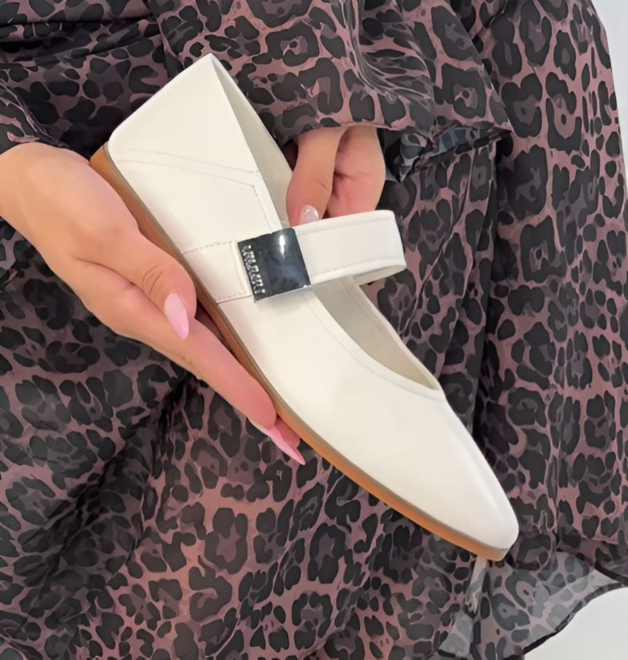 Soft Leather Flat Women Shoes