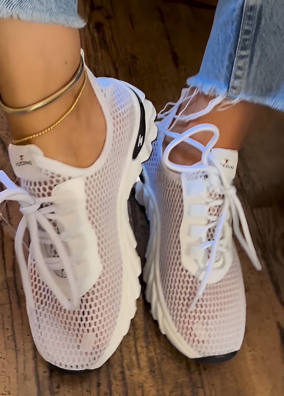 Summer Mesh Breathable Sports Shoes