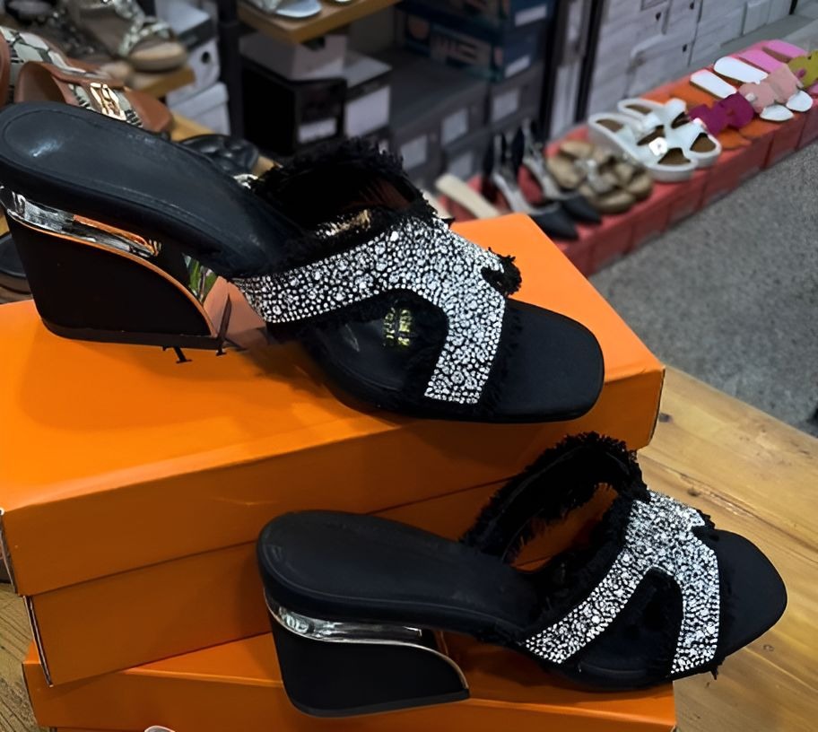 Sparkling High-Heeled Women Slippers
