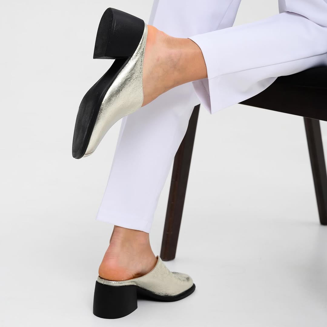 Soft Leather Square Heel Women sandals
