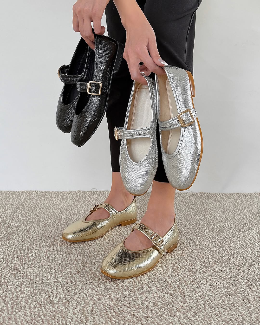 Soft Leather Comfortable Women Flat Shoes