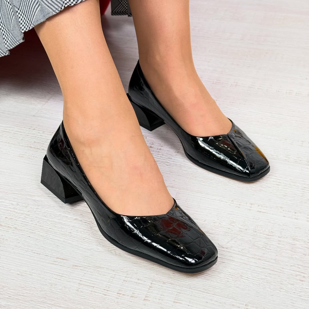 High Quality Leather Block Heel Sandals