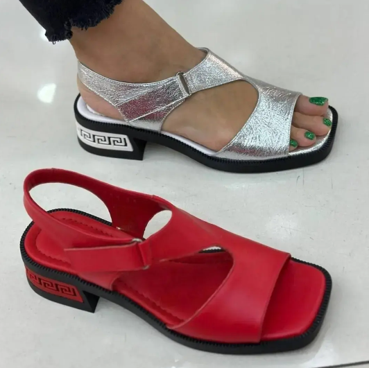 Soft Leather Comfortable Versatile Women Sandals