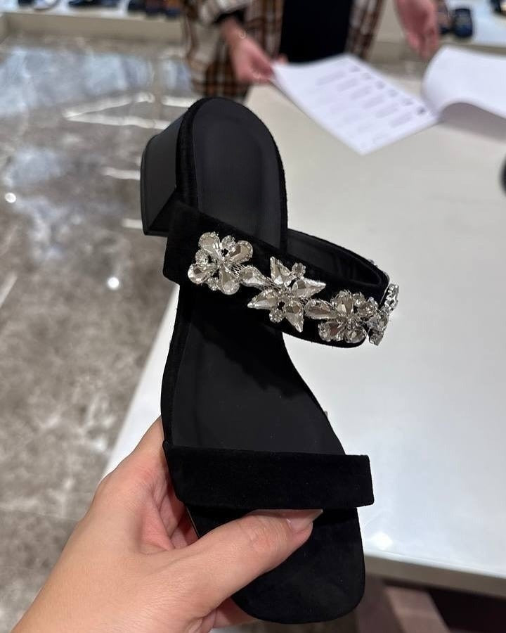 Black Elegant Rhinestone Sandals