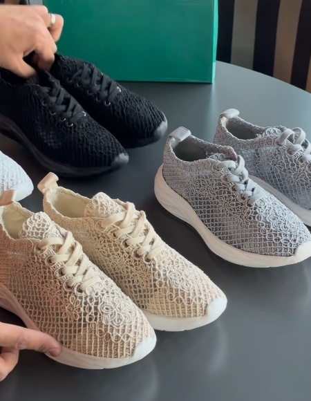 Mesh Breathable & Comfortable Women Shoes