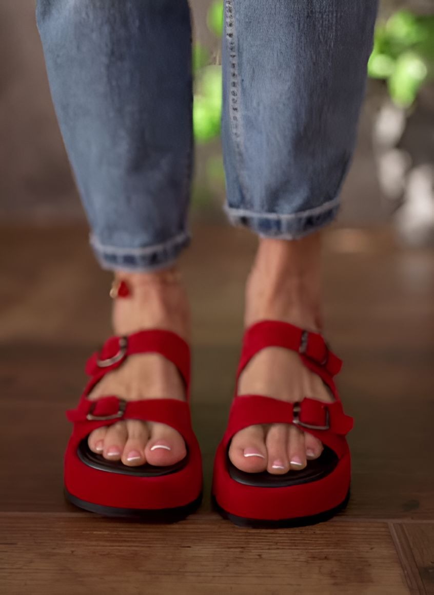 Red Platform Fashionable Sandals