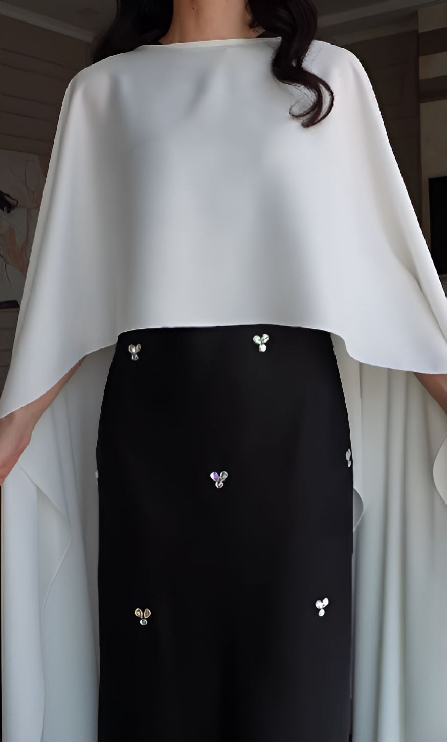 Elegant Black Dress+White Shawl