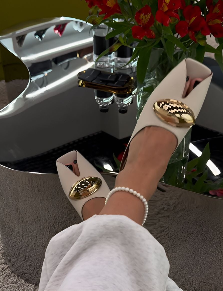 Metal Buckle Open-Toe Flat Slippers