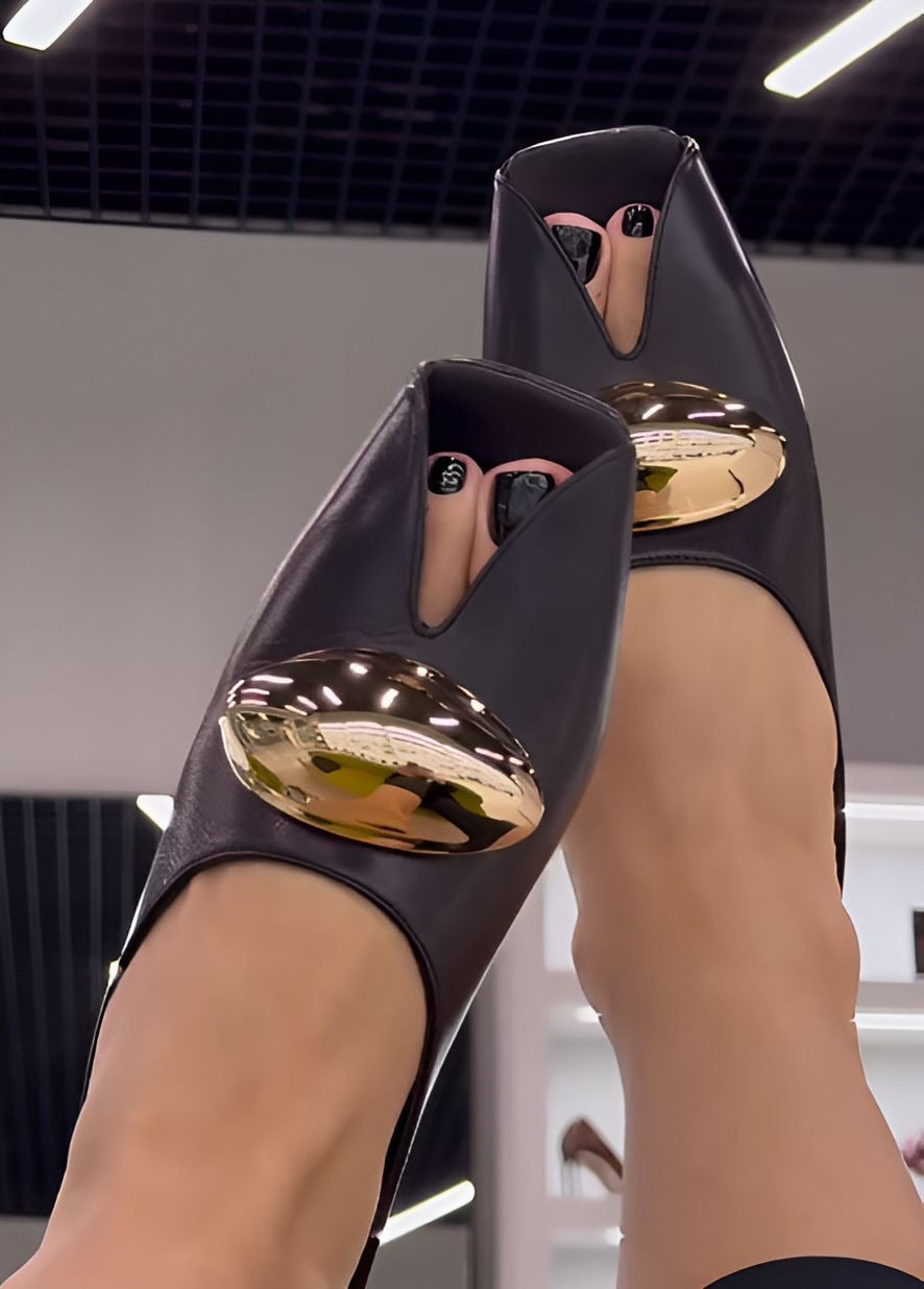Metal Buckle Open-Toe Flat Slippers