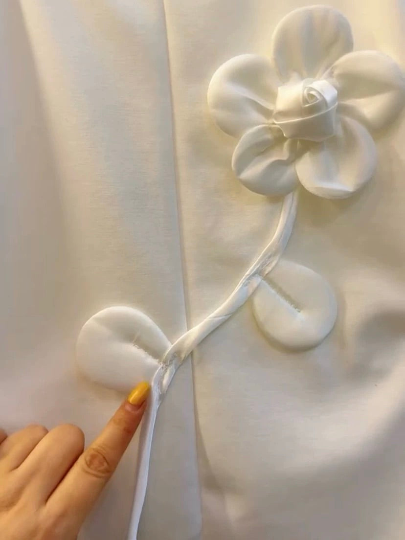 Solid Color 3D Flower T-shirt