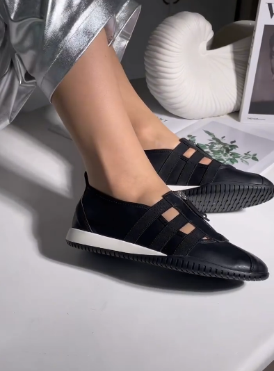Soft Leather Zipper Women's Shoes