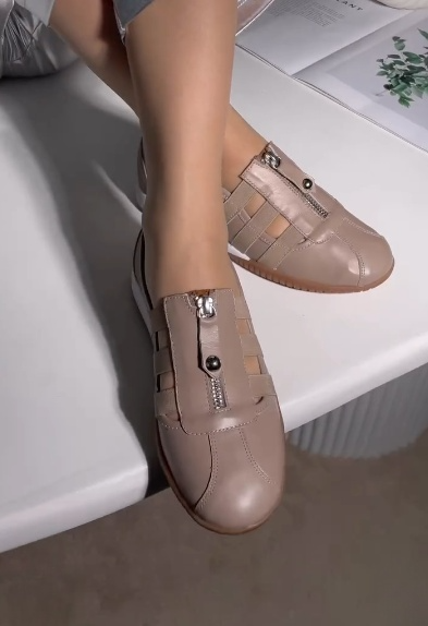 Soft Leather Zipper Women's Shoes
