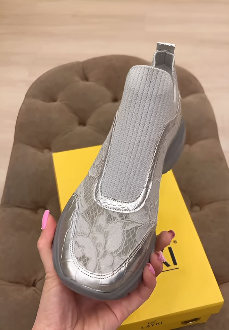 Comfortable & Lightweight Women Shoes