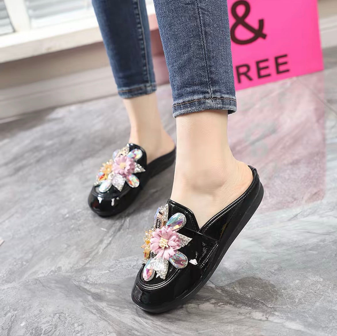 Rhinestone Flower Sandals
