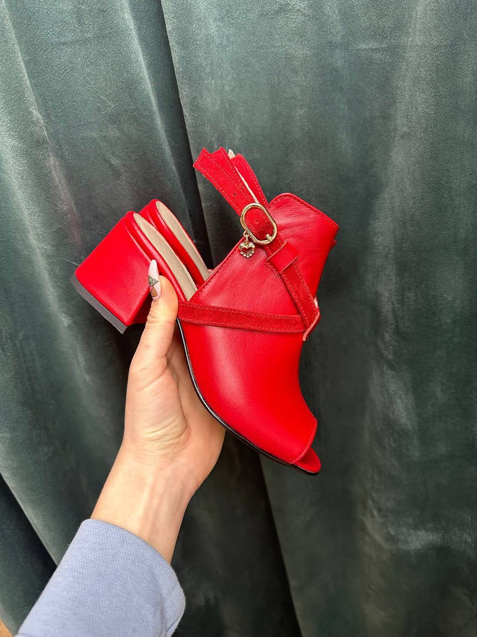 Soft Leather Comfortable Sandals