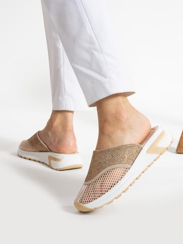 Women's Slippers with Sparkling Rhinestones Detail
