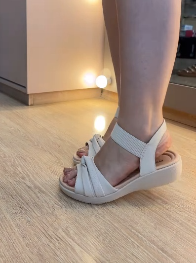 Classic Stretch Comfort Sandals