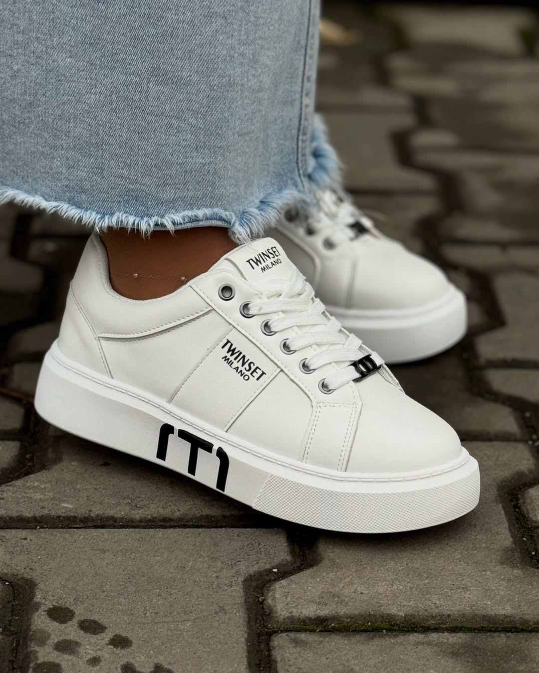 Casual & Comfortable Women Shoes