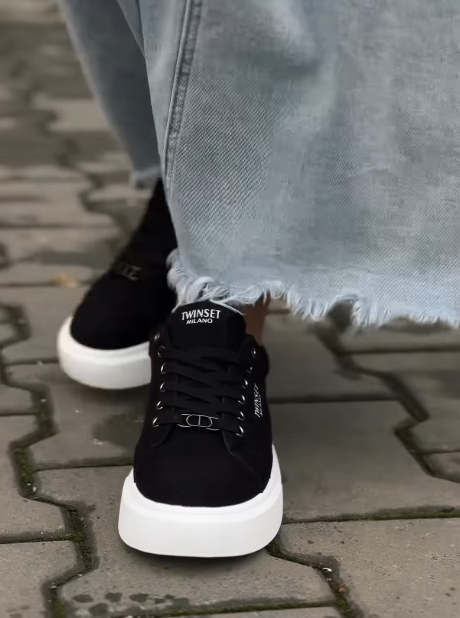 Casual & Comfortable Women Shoes