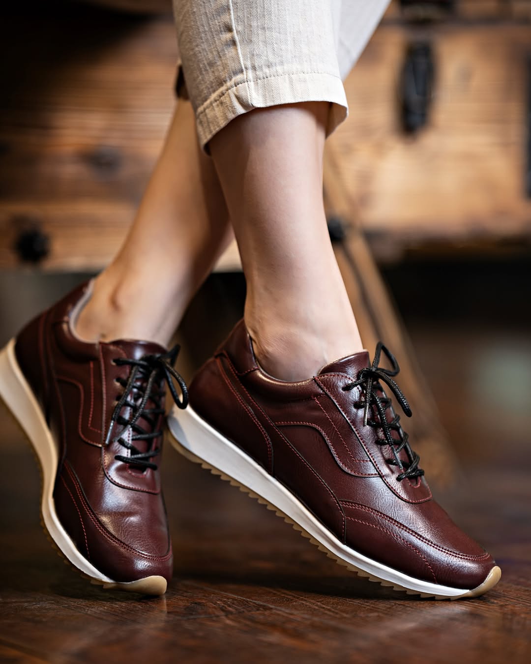 Women's Soft Leather Sneakers