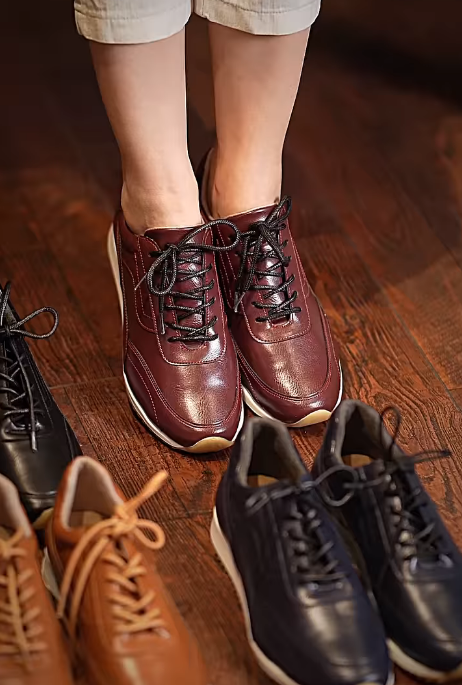 Women's Soft Leather Sneakers