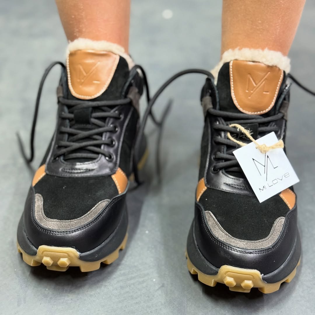 Women's Fleece-Lined Comfort Sneakers