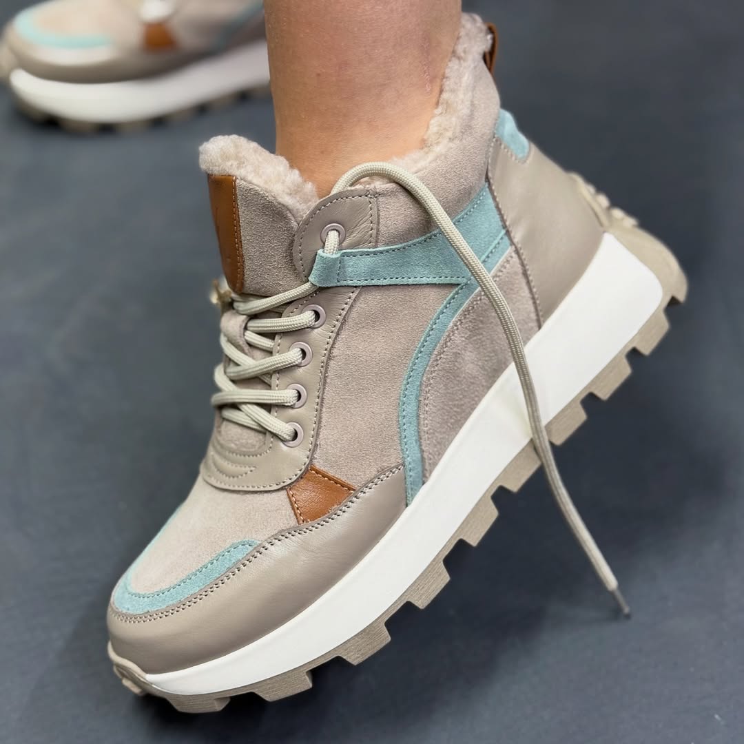 Women's Fleece-Lined Comfort Sneakers