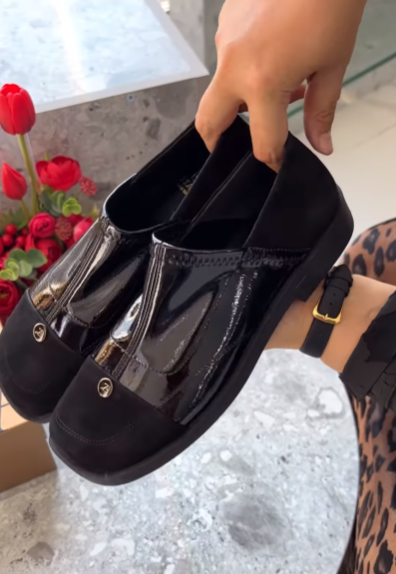 Women's Black Soft Leather Flat Shoes