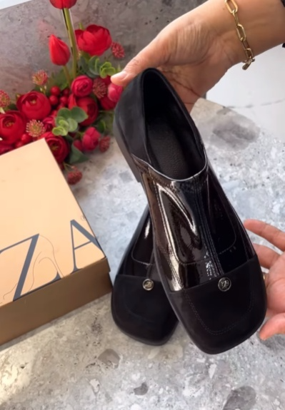 Women's Black Soft Leather Flat Shoes