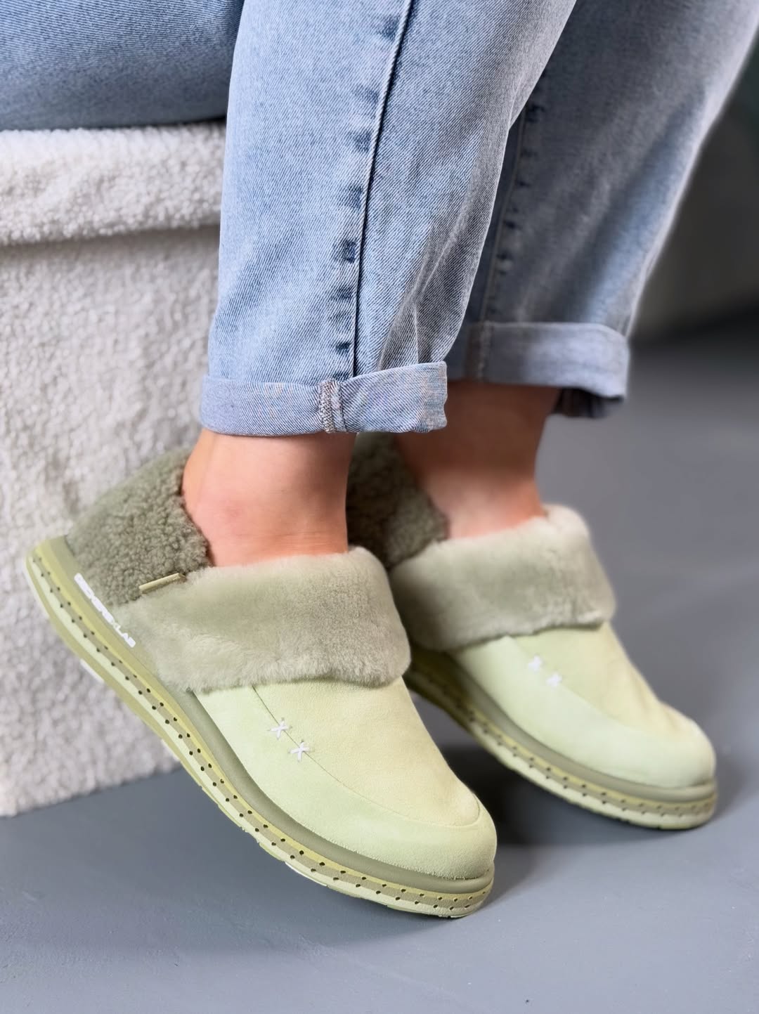 Women's warm slip-on cotton shoes