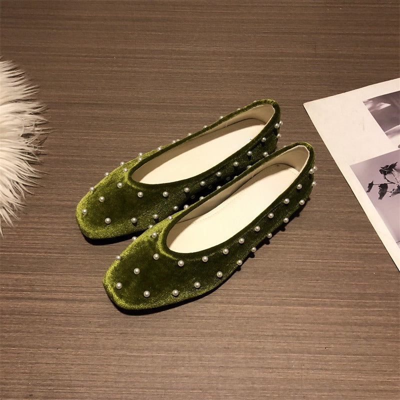 Women's velvet pearl slip-on shoes