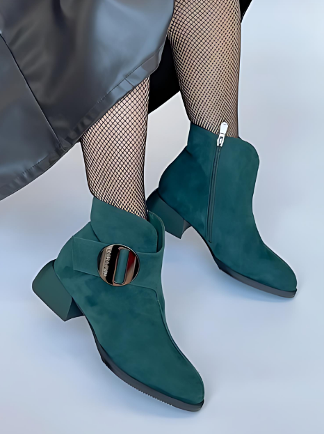 Women's Low-Heel Winter Booties with Plush Lining