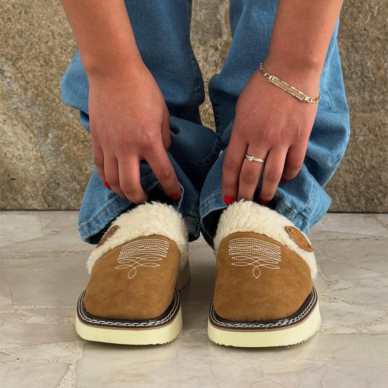 Comfortable Plush Slide Slippers