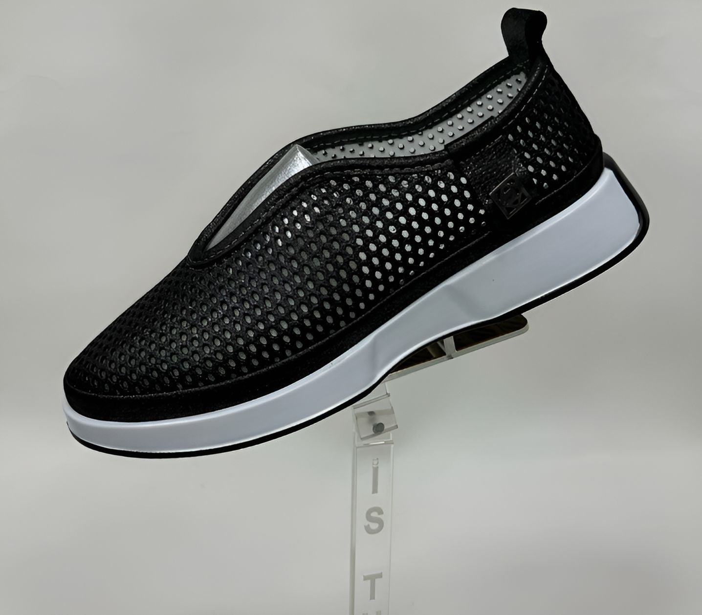 Mesh Breathable Women's Shoes