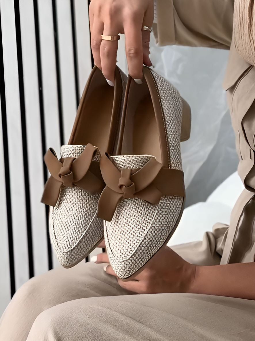 Bow Pointed Sandals