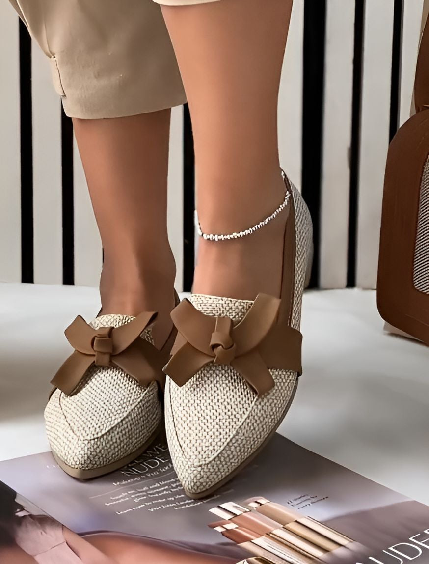 Bow Pointed Sandals