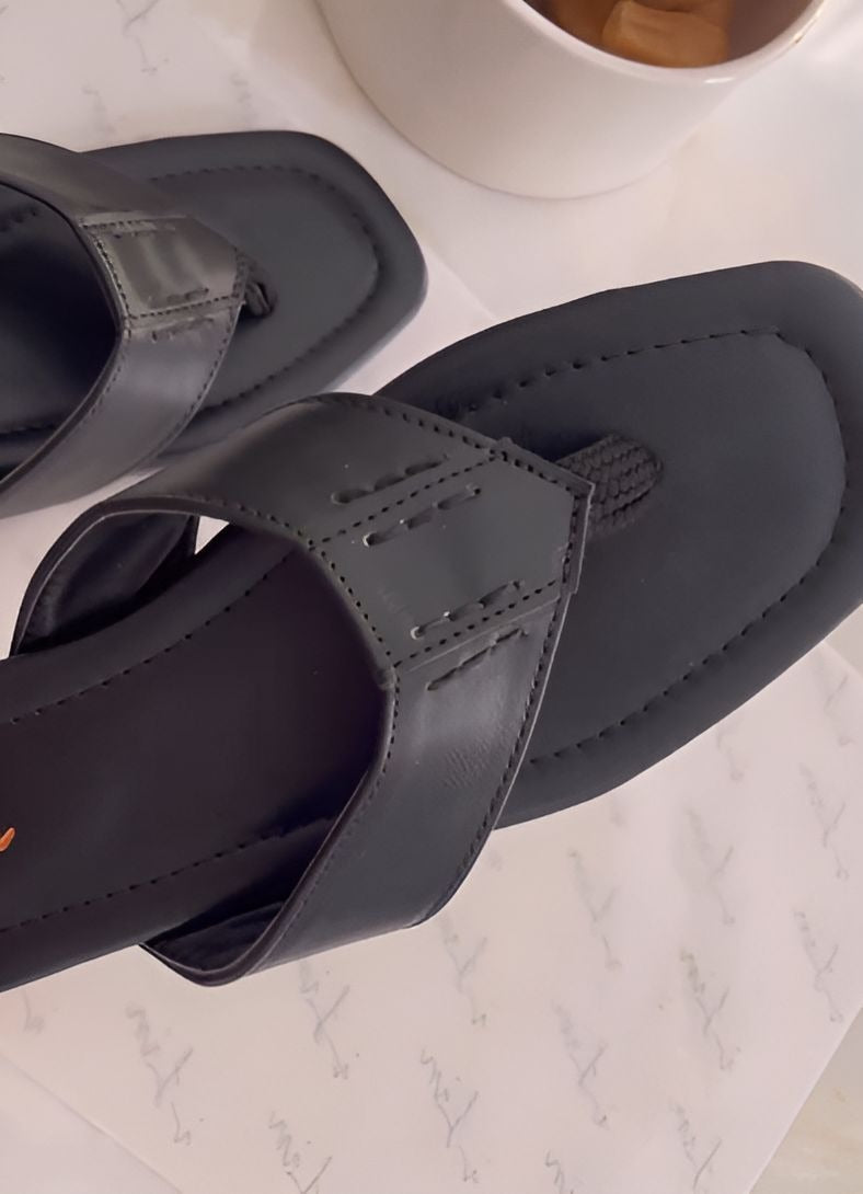 Soft Leather Flip-Flops