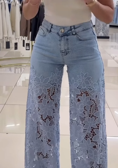 Lace Flower Jeans