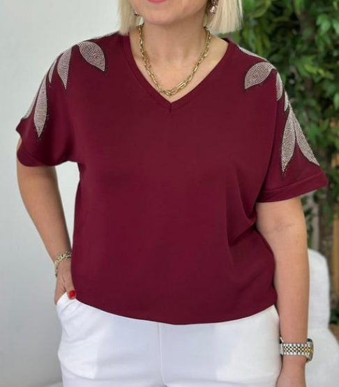 V Neck Leaf Pattern Stone Printed T-Shirt