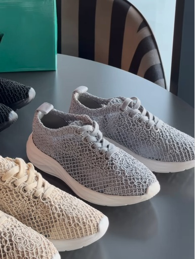 Mesh Breathable & Comfortable Women Shoes