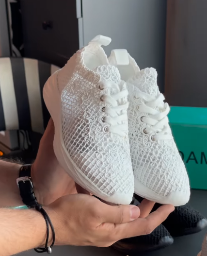 Mesh Breathable & Comfortable Women Shoes