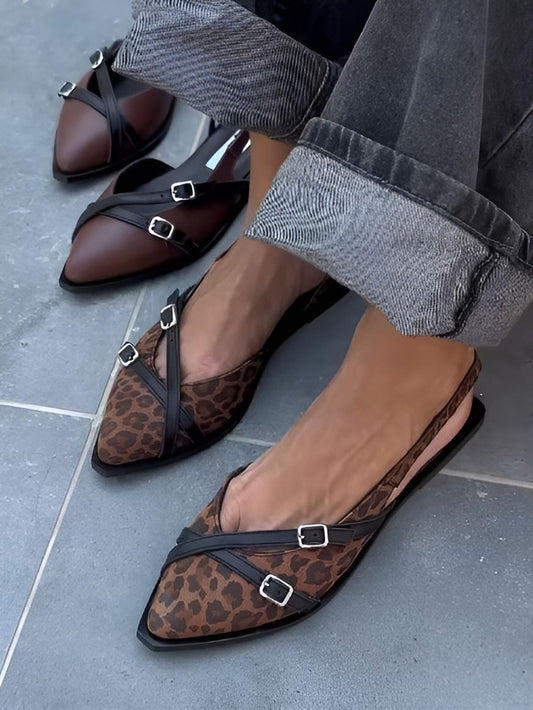 Pointed Toe Fashionable Flat Sandals
