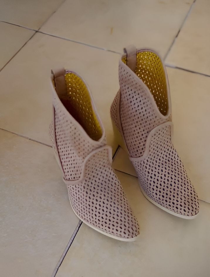 Stylish Mesh Chunky Heel Boots