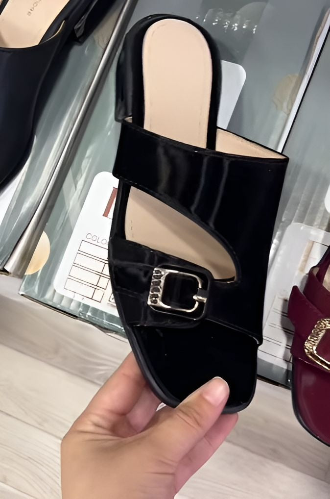Elegant Leather Sandals