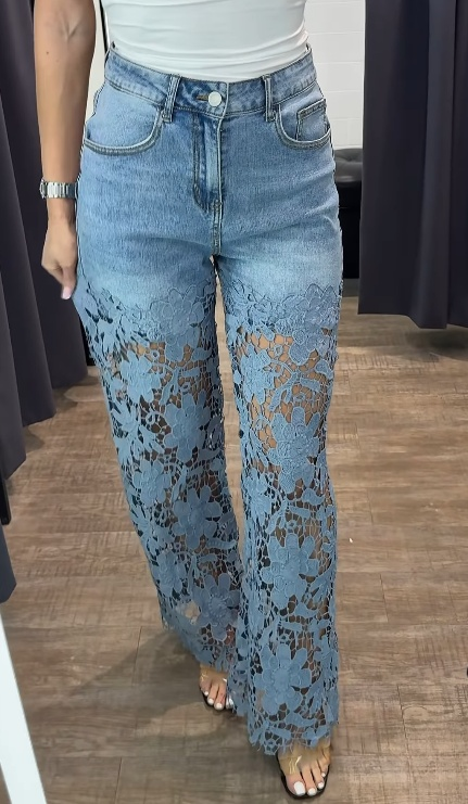 Flower Cutout Jeans
