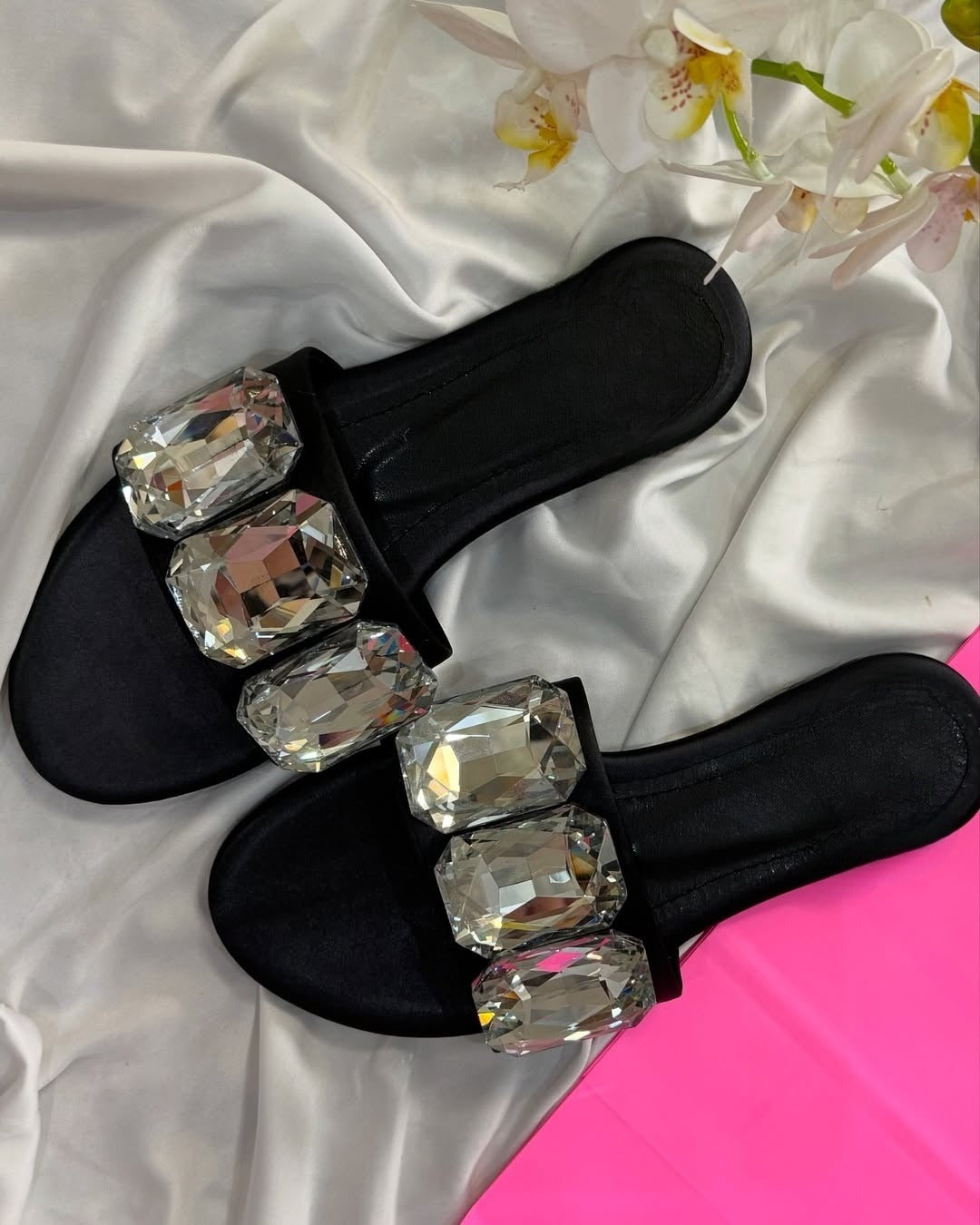 Oversized Rhinestone Women's Slides